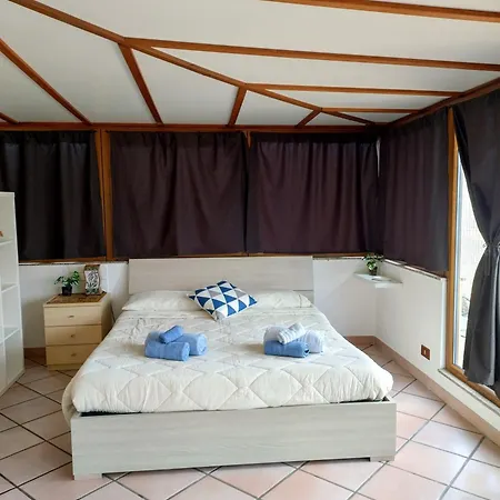 La Mansarda Lägenhet Quartu SantʼElena